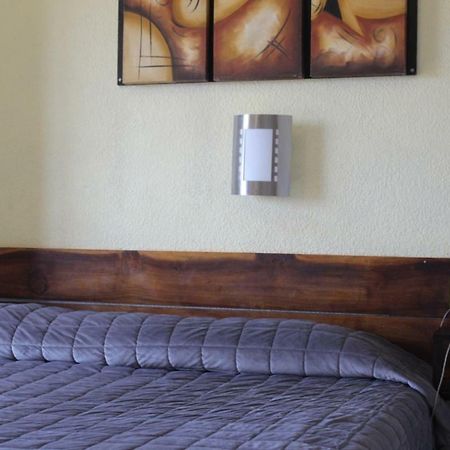 Hotel Vina Del Mar Lazaro Cardenas  Ngoại thất bức ảnh