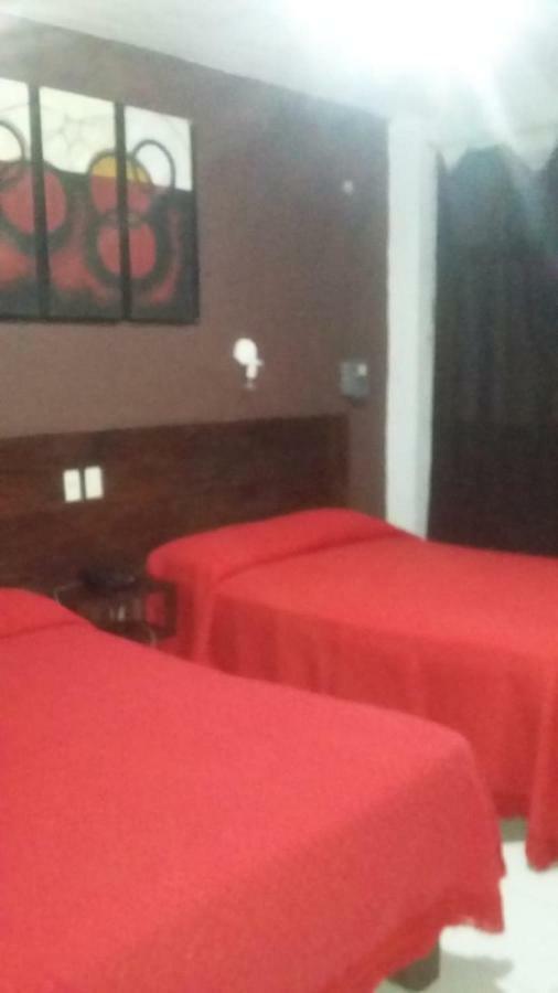 Hotel Vina Del Mar Lazaro Cardenas  Ngoại thất bức ảnh